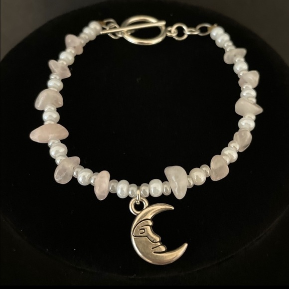 Genuine rose quartz chip and moon charm bracelet - Picture 1 of 3